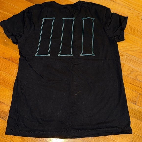 5 Seconds Of Summer 5 SOS Youngblood Hot Topic Black T-shirt Size MED - Picture 3 of 3